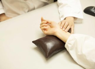 Embracing Natural Healing: The Holistic Approach of Hong Kong Chinese Medicine Hong Kong Chinese Medicine